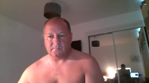 Snapshot of spidey1051a chatting on August 2, 7:40 am spidey1051a online show from August 2, 7:40 am