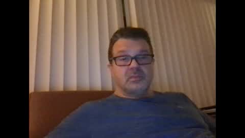 Snapshot of spike69old chatting on December 7, 1:03 am spike69old online show from December 7, 1:03 am