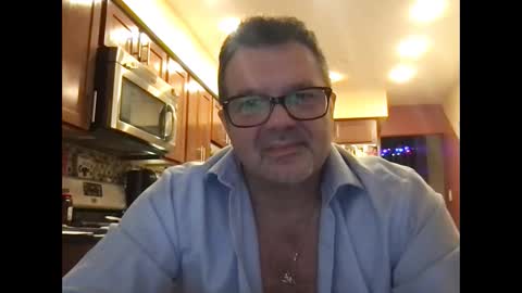 Snapshot of spike69old chatting on December 29, 8:26 pm spike69old online show from December 29, 8:26 pm