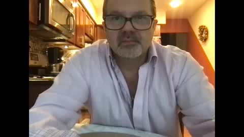 Snapshot of spike69old chatting on January 6, 9:32 pm spike69old online show from January 6, 9:32 pm