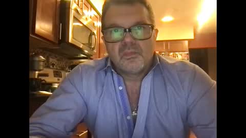 Snapshot of spike69old chatting on January 31, 7:40 pm spike69old online show from January 31, 7:40 pm