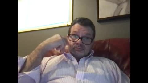 Snapshot of spike69old chatting on February 3, 9:39 pm spike69old online show from February 3, 9:39 pm