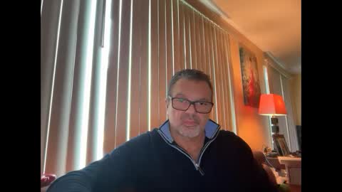 Snapshot of spike69old chatting on January 17, 8:34 pm spike69old online show from January 17, 8:34 pm