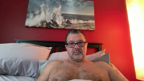 Snapshot of spike69old chatting on March 8, 5:39 pm spike69old online show from March 8, 5:39 pm