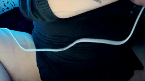 Vanessa Spade online show from November 25, 10:48 am