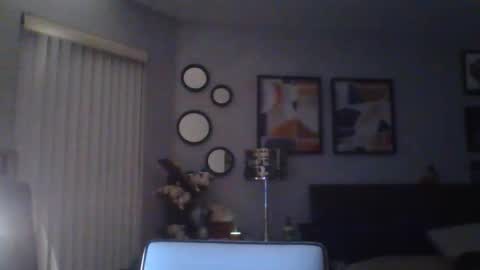 Snapshot of spinwithus chatting on December 23, 3:59 am Rose online show from December 23, 3:59 am