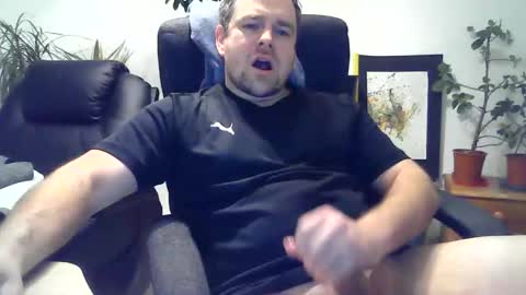 Snapshot of spirit_2706 chatting on December 30, 6:42 am spirit_2706 online show from December 30, 6:42 am