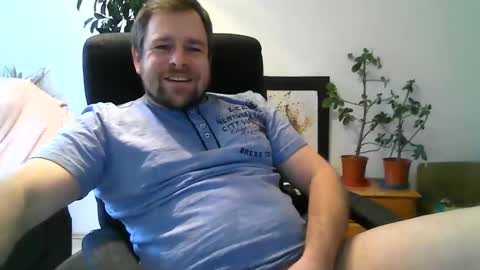 Snapshot of spirit_2706 chatting on January 19, 12:39 pm spirit_2706 online show from January 19, 12:39 pm