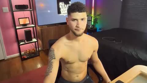 Splash8x online show from January 12, 3:39 pm