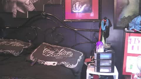 Snapshot of splashh_queen317 chatting on December 14, 6:19 am Daddy His Splash Queen online show from December 14, 6:19 am