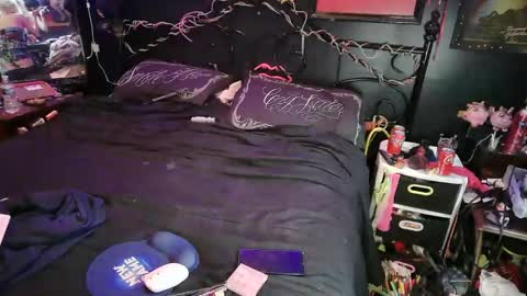 Snapshot of splashh_queen420 chatting on February 15, 2:08 am Daddy His Splash Queen online show from February 15, 2:08 am