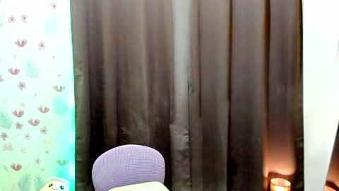 Kimmy online show from May 5, 9:39 am