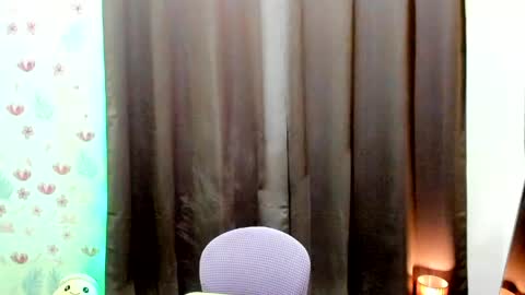 Snapshot of splendid_kim08 chatting on May 13, 10:45 am Kimmy online show from May 13, 10:45 am