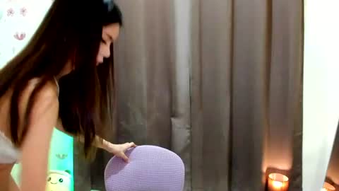 Snapshot of splendid_kim08 chatting on June 16, 10:40 am Kimmy online show from June 16, 10:40 am