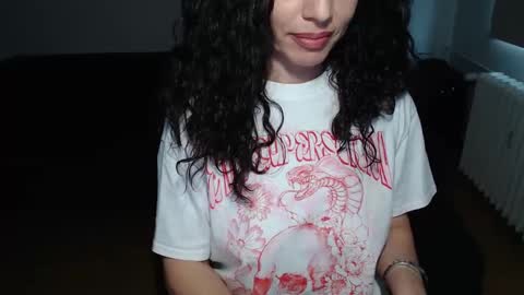 Snapshot of spoiled__doll chatting on December 8, 10:52 am Doll online show from December 8, 10:52 am