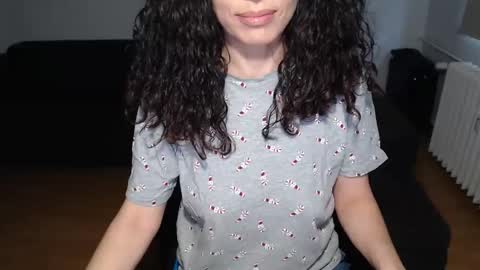 Snapshot of spoiled__doll chatting on December 9, 12:08 pm Doll online show from December 9, 12:08 pm