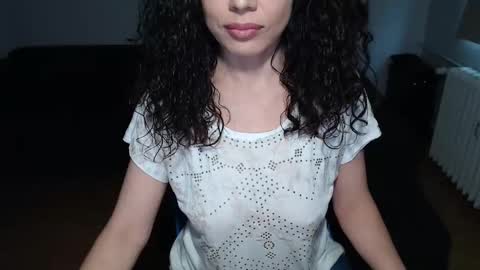 Snapshot of spoiled__doll chatting on December 10, 8:40 am Doll online show from December 10, 8:40 am