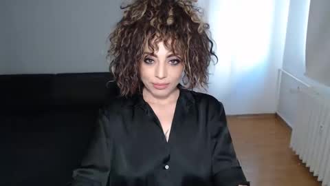 Snapshot of spoiled__doll chatting on March 10, 11:32 am Doll online show from March 10, 11:32 am