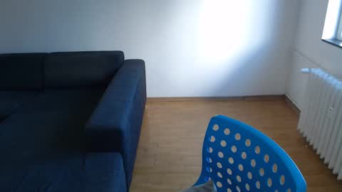 Snapshot of spoiled__doll chatting on December 19, 8:43 am Doll online show from December 19, 8:43 am