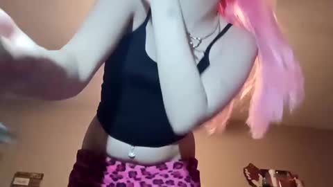 Snapshot of spoiledprincess4 chatting on February 25, 7:09 am spoiledprincess4 online show from February 25, 7:09 am