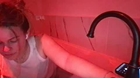 spoiledxo online show from January 16, 2:59 am