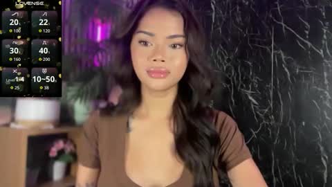 Snapshot of spoileme_babexx chatting on April 18, 1:20 am CALL ME RAINE online show from April 18, 1:20 am
