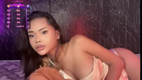 Snapshot of spoileme_babexx chatting on June 25, 7:18 pm CALL ME RAINE online show from June 25, 7:18 pm