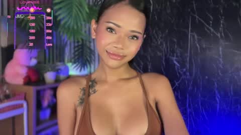 Snapshot of spoileme_babexx chatting on June 28, 9:15 am CALL ME RAINE online show from June 28, 9:15 am
