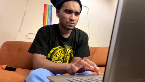 Snapshot of spoiltheprince chatting on November 18, 1:00 am spoiltheprince online show from November 18, 1:00 am