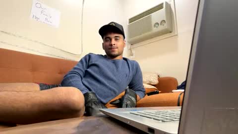 Snapshot of spoiltheprince chatting on November 20, 1:50 am spoiltheprince online show from November 20, 1:50 am