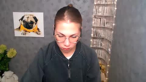 Snapshot of sport_tall_karina chatting on January 28, 8:25 am Karina online show from January 28, 8:25 am