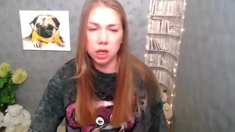 Snapshot of sport_tall_karina chatting on February 14, 8:42 am Karina online show from February 14, 8:42 am