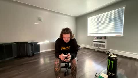 sportsfreak1619 online show from November 24, 11:04 pm