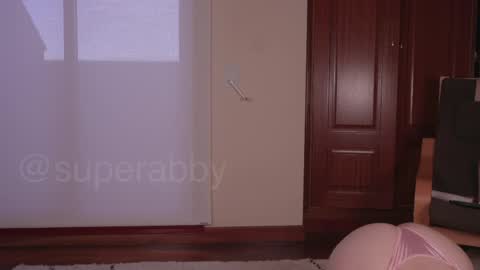 Snapshot of spr_abby chatting on May 24, 6:18 am Abby online show from May 24, 6:18 am