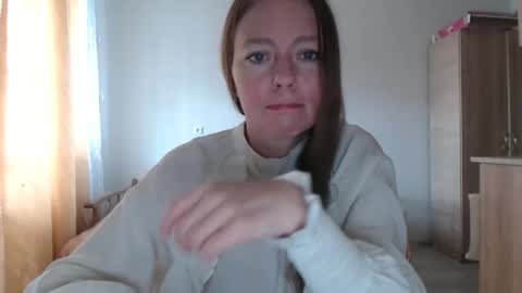 Snapshot of spring_time_ chatting on April 23, 8:24 am spring_time_ online show from April 23, 8:24 am