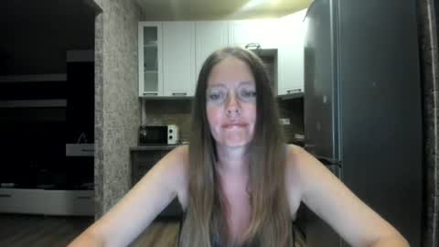 Snapshot of spring_time_ chatting on June 27, 7:19 pm spring_time_ online show from June 27, 7:19 pm