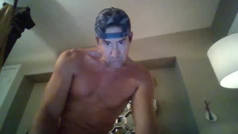 Snapshot of spunandhunglv chatting on November 5, 11:21 am spunandhunglv online show from November 5, 11:21 am