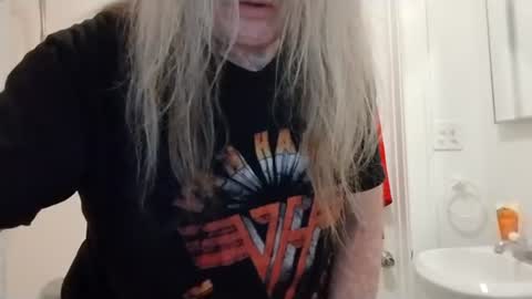 Snapshot of spunslut212 chatting on July 4, 1:56 am spunslut212 online show from July 4, 1:56 am