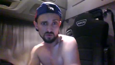 spyco82 online show from December 2, 6:47 pm