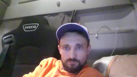 spyco82 online show from December 22, 6:27 pm