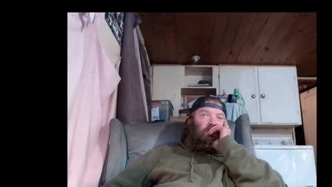 Snapshot of squegly chatting on November 29, 1:03 pm Bryan online show from November 29, 1:03 pm