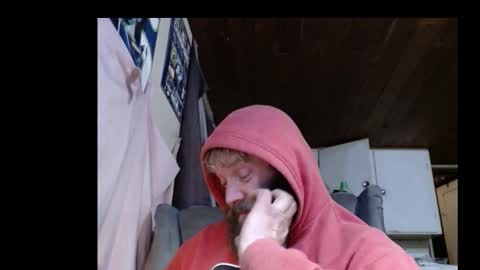 Snapshot of squegly chatting on December 4, 9:07 am Bryan online show from December 4, 9:07 am