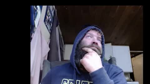 Snapshot of squegly chatting on December 22, 3:58 am Bryan online show from December 22, 3:58 am