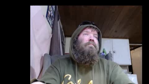 Snapshot of squegly chatting on January 16, 3:21 am Bryan online show from January 16, 3:21 am