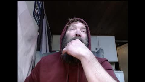 Snapshot of squegly chatting on February 25, 12:26 pm Bryan online show from February 25, 12:26 pm