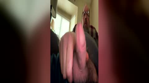 Snapshot of squirreldiamond chatting on June 4, 11:49 am squirreldiamond online show from June 4, 11:49 am