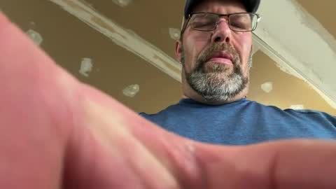 squirreldiamond online show from August 9, 2:44 pm