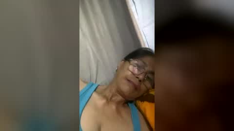 Snapshot of squirt0120 chatting on June 13, 8:18 pm squirt0120 online show from June 13, 8:18 pm