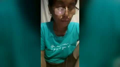 Snapshot of squirt0120 chatting on July 2, 6:36 pm squirt0120 online show from July 2, 6:36 pm