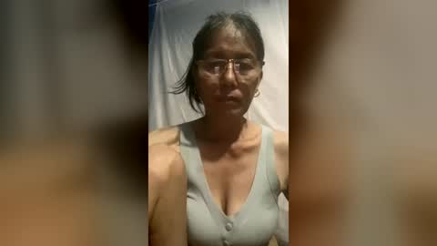 Snapshot of squirt0120 chatting on July 13, 8:22 pm squirt0120 online show from July 13, 8:22 pm